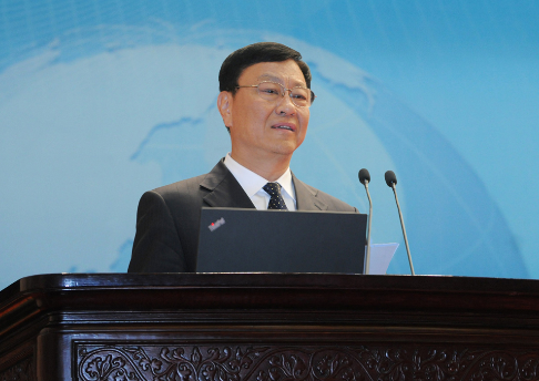 陈进行出席北京国际科技产业博览会主题报告会并发表主旨演讲
