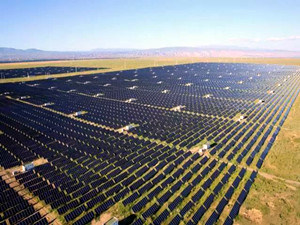 全国首座百兆瓦太阳能光伏发电实证基地新增储能项目